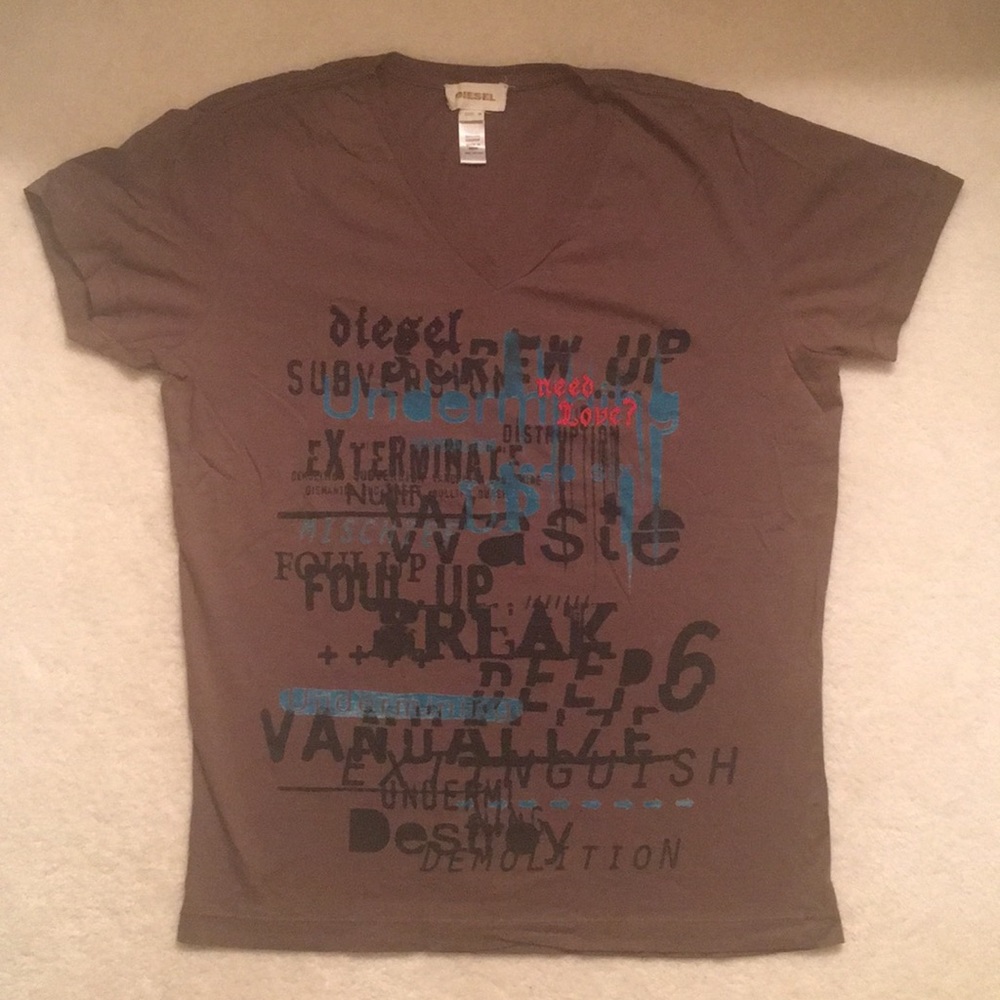 Diesel Men’s Brown V-neck Graphic Tee Medium